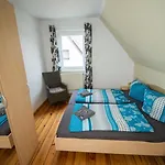 Ferienhaus-saale-unstrut Casa de Férias *