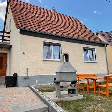 Ferienhaus-saale-unstrut * Wethau