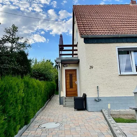 Ferienhaus-saale-unstrut * Wethau